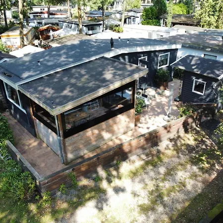 Bosrijk Midden In De Natuur-eten&drinken-activiteiten-ontspanning-en Nog Veel Hoenderloo