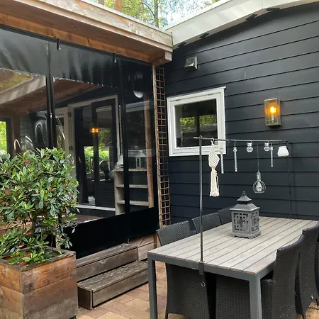 Bosrijk Midden In De Natuur-eten&drinken-activiteiten-ontspanning-en Nog Veel Camping *