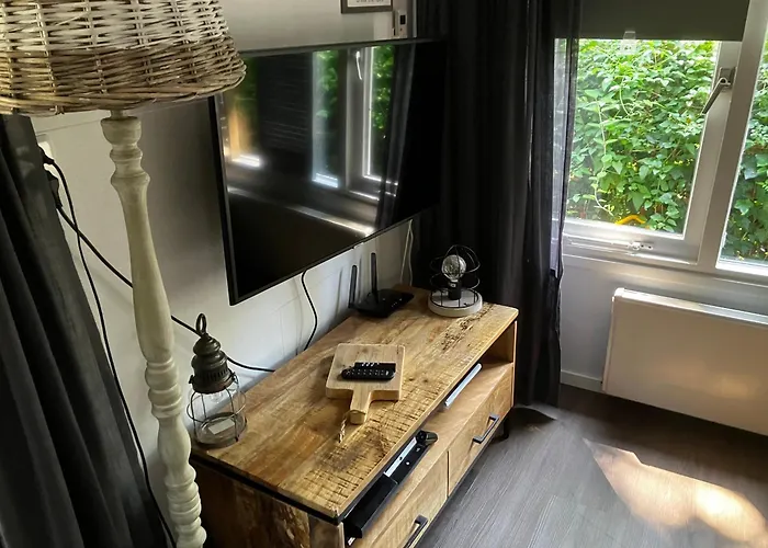 Campingplads Bosrijk Midden In De Natuur-eten&drinken-activiteiten-ontspanning-en Nog Veel